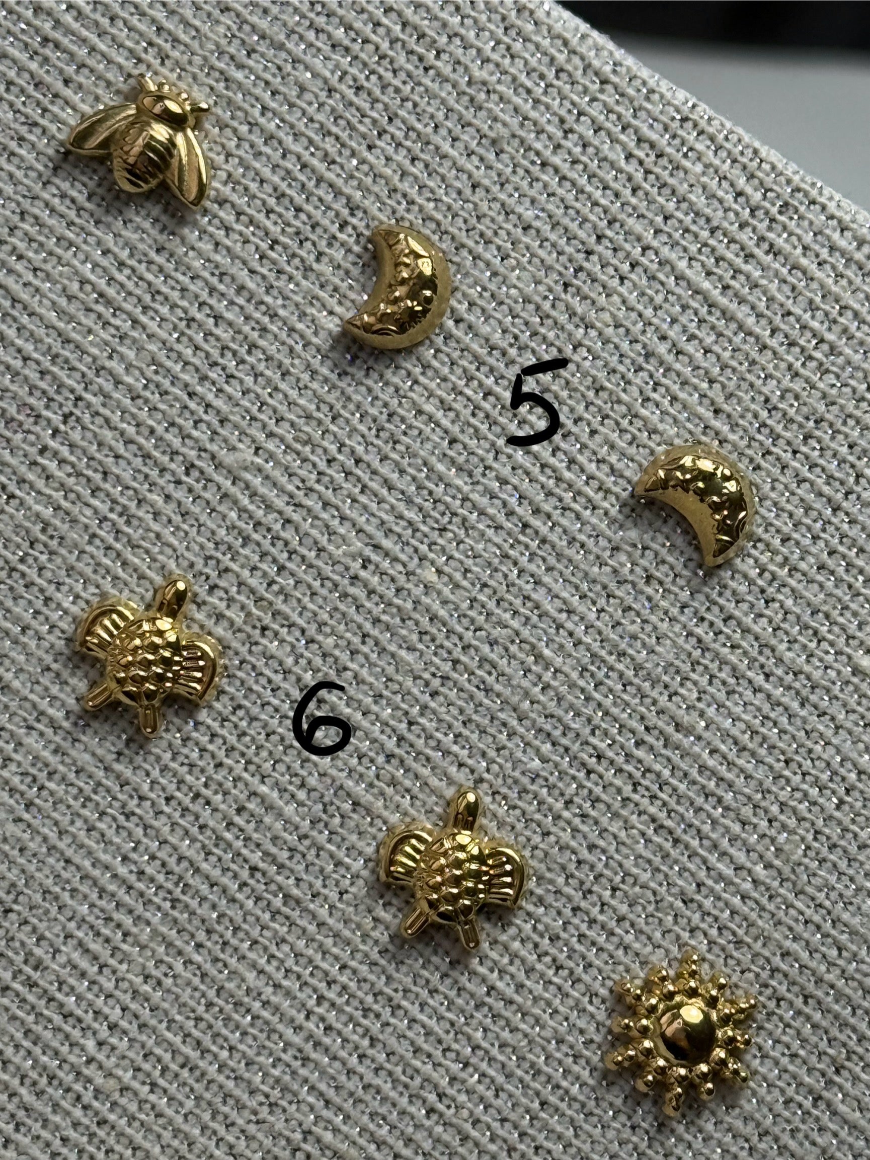 Boucle d’oreille or en acier 0071