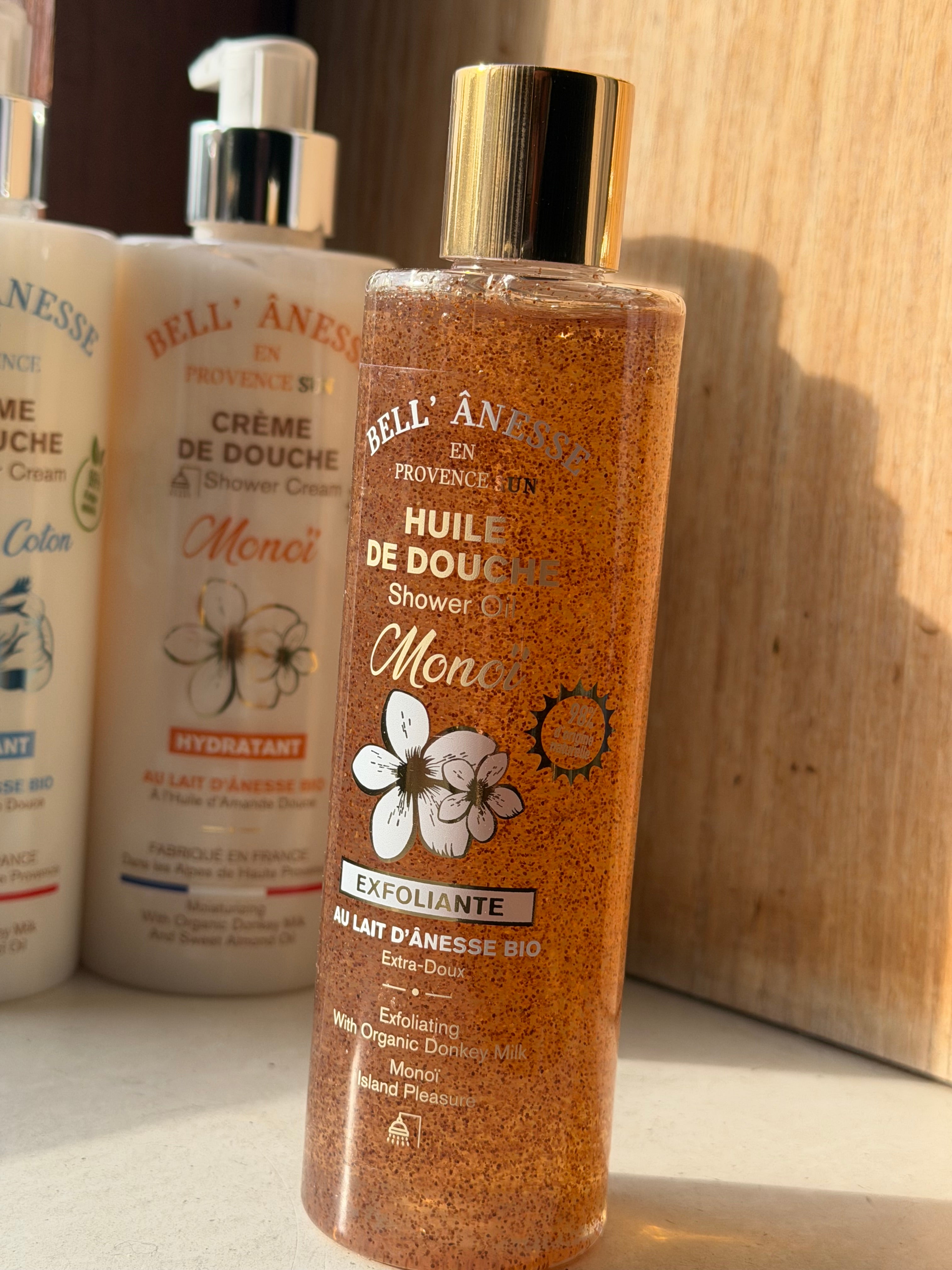 Huile de douche exfoliante monoï au lait d’ânesse 250ml