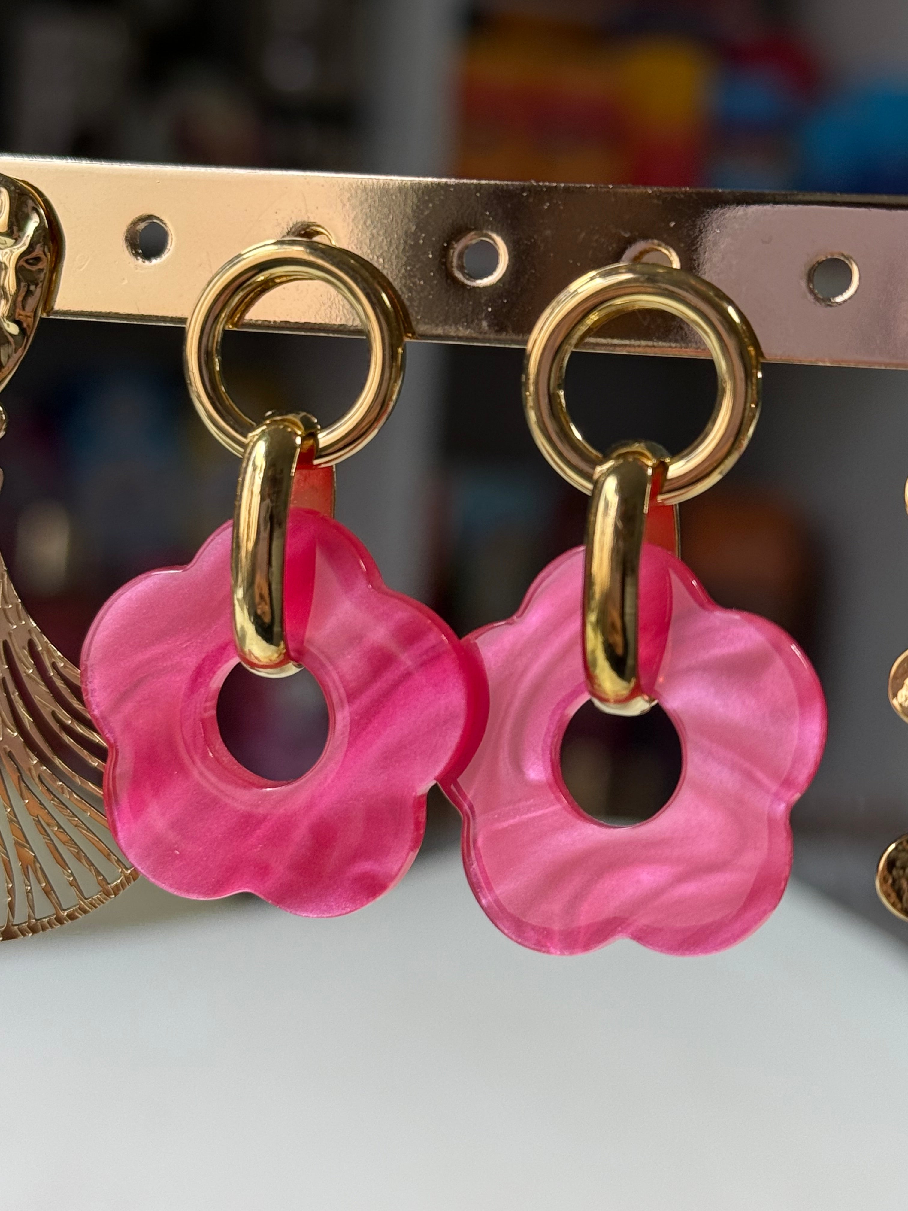 Boucle d’oreille rose et or en acier 🩷