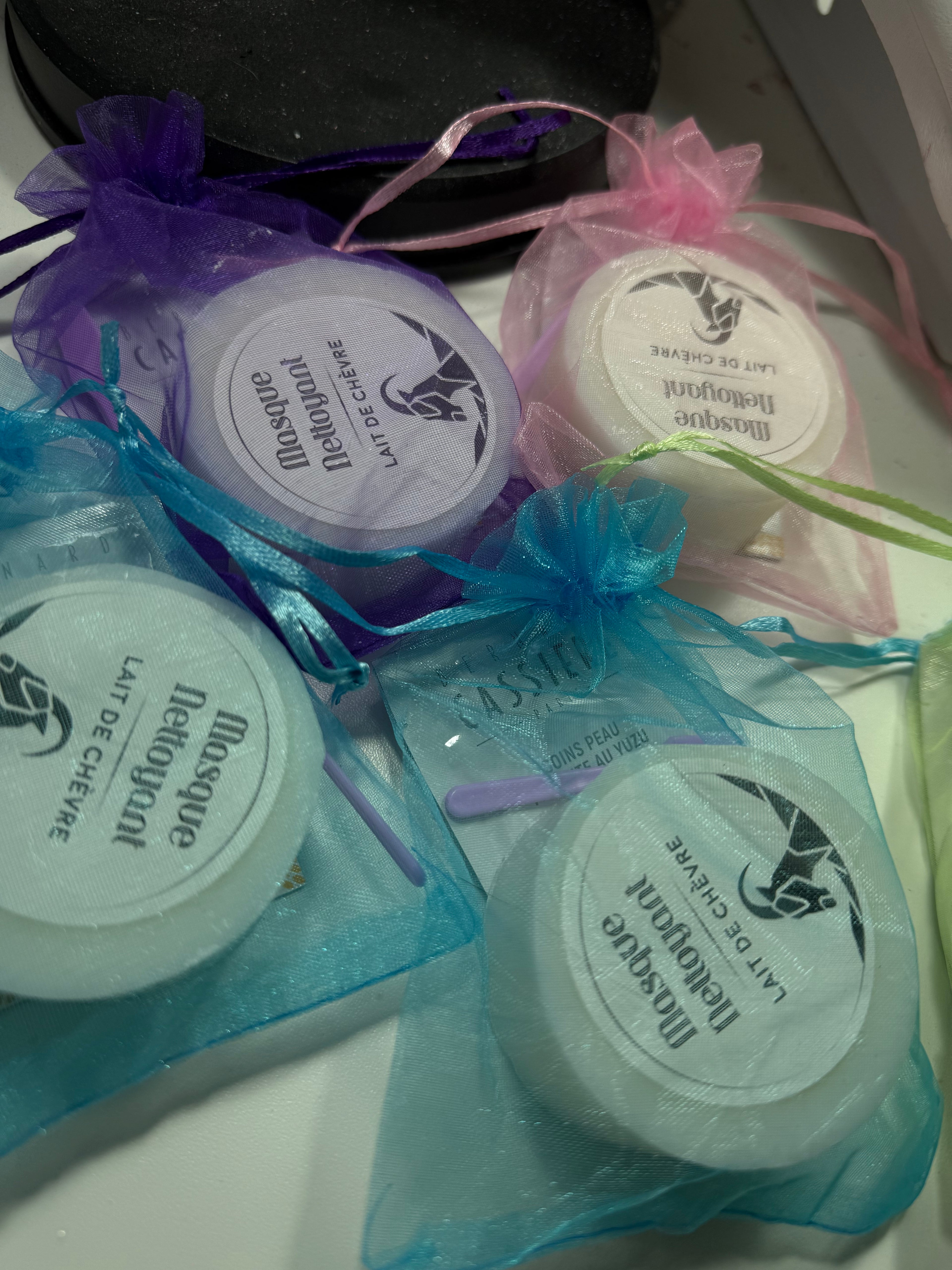 Masque nettoyant visage au lait de chèvre 🐐, soin pour le visage et spatule crème hydratante