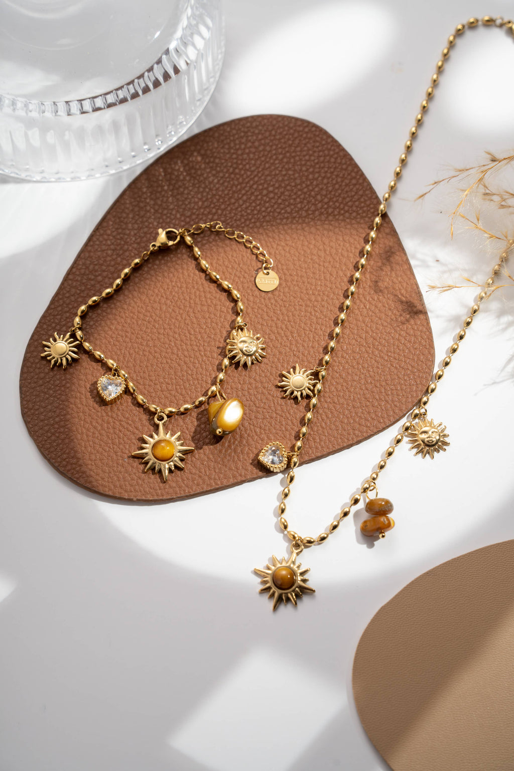 Parure collier bracelet charms soleil pierre œil tigre doré