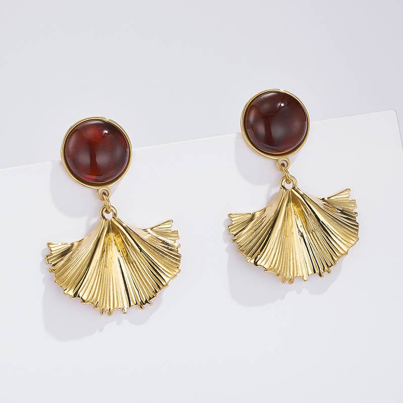 Boucle d'oreille fleur or et perle brune 256