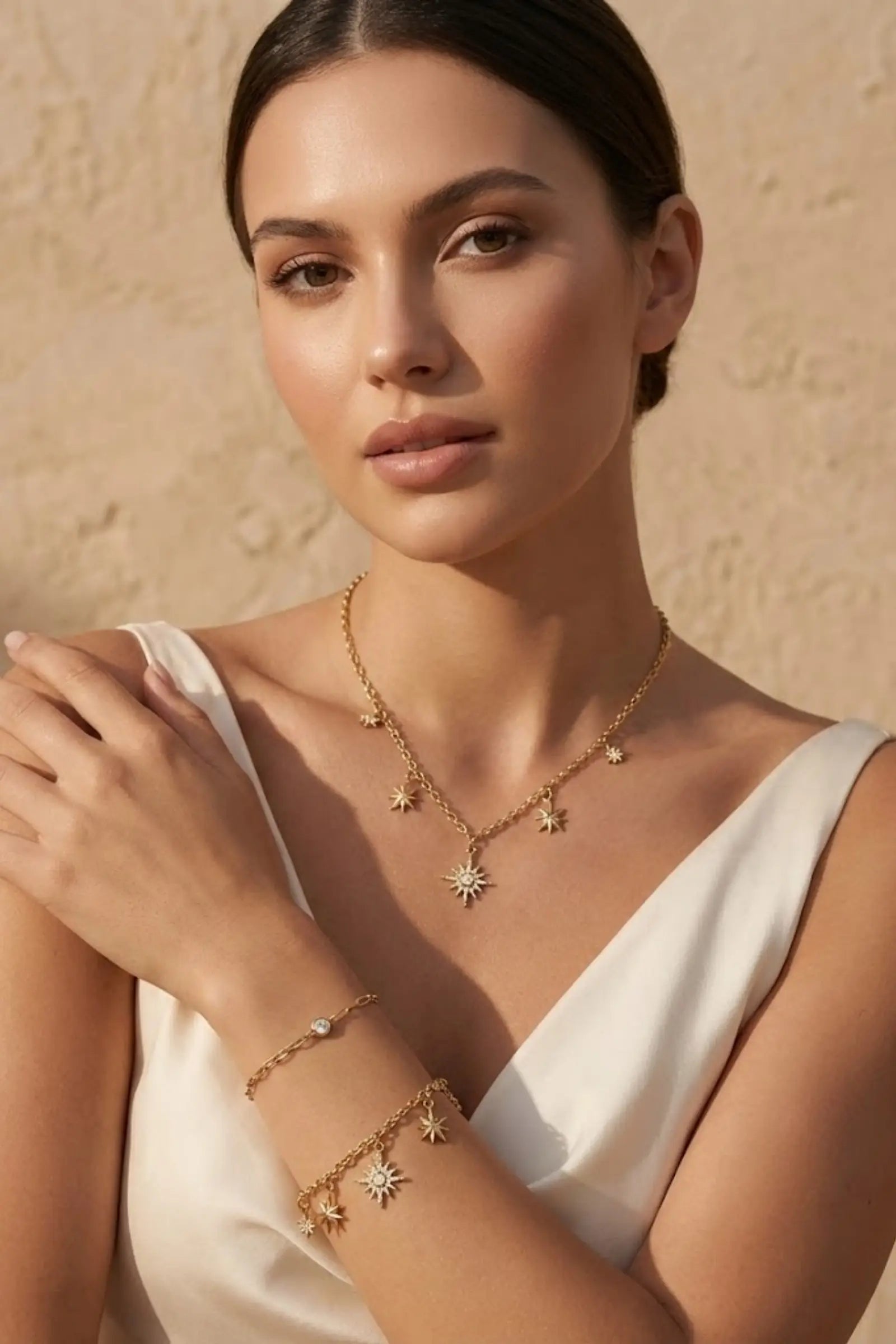 Collier Doré Étoiles & Soleil – Charms Strass