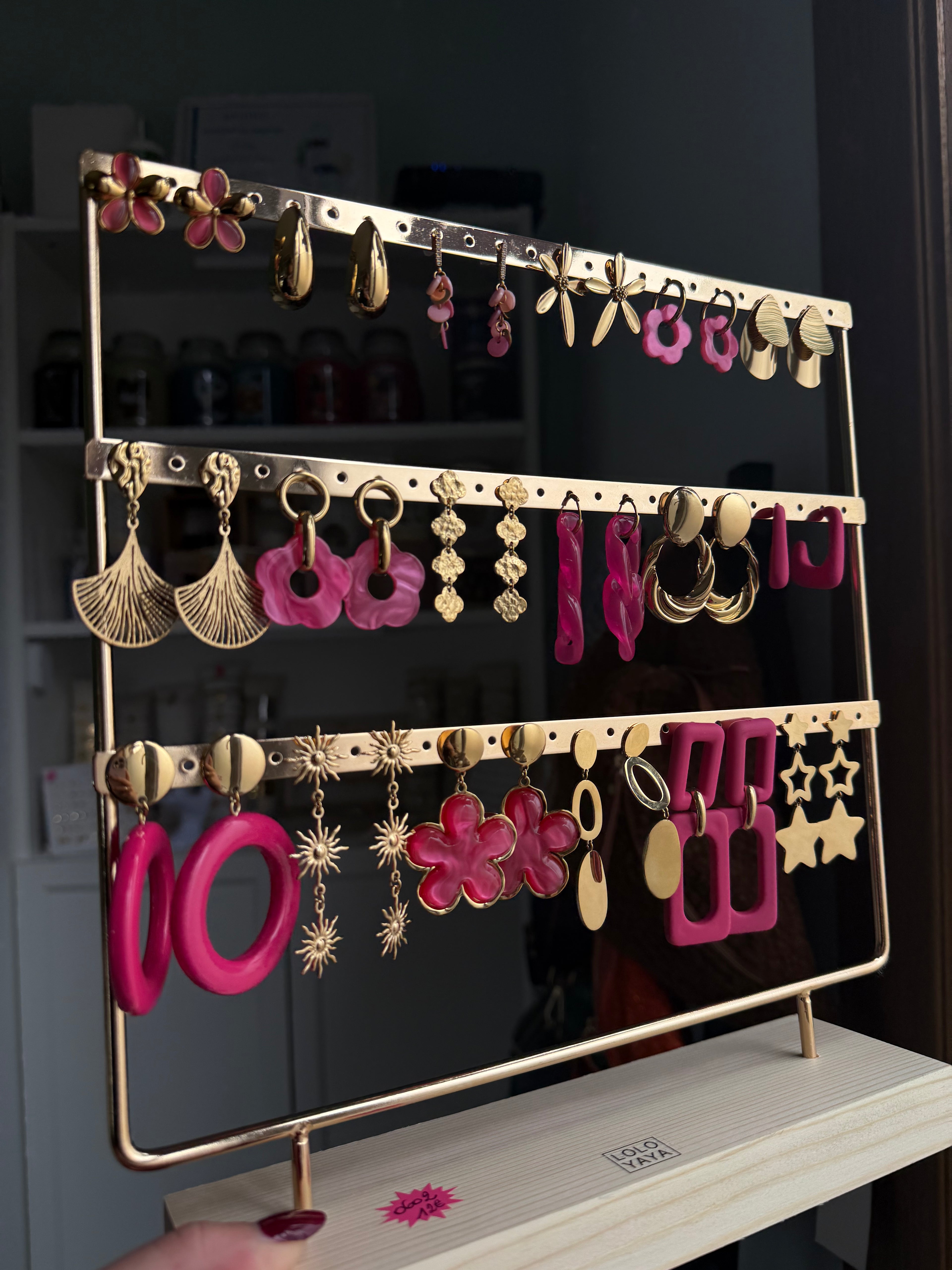 Boucle d’oreille rose et or en acier 🩷