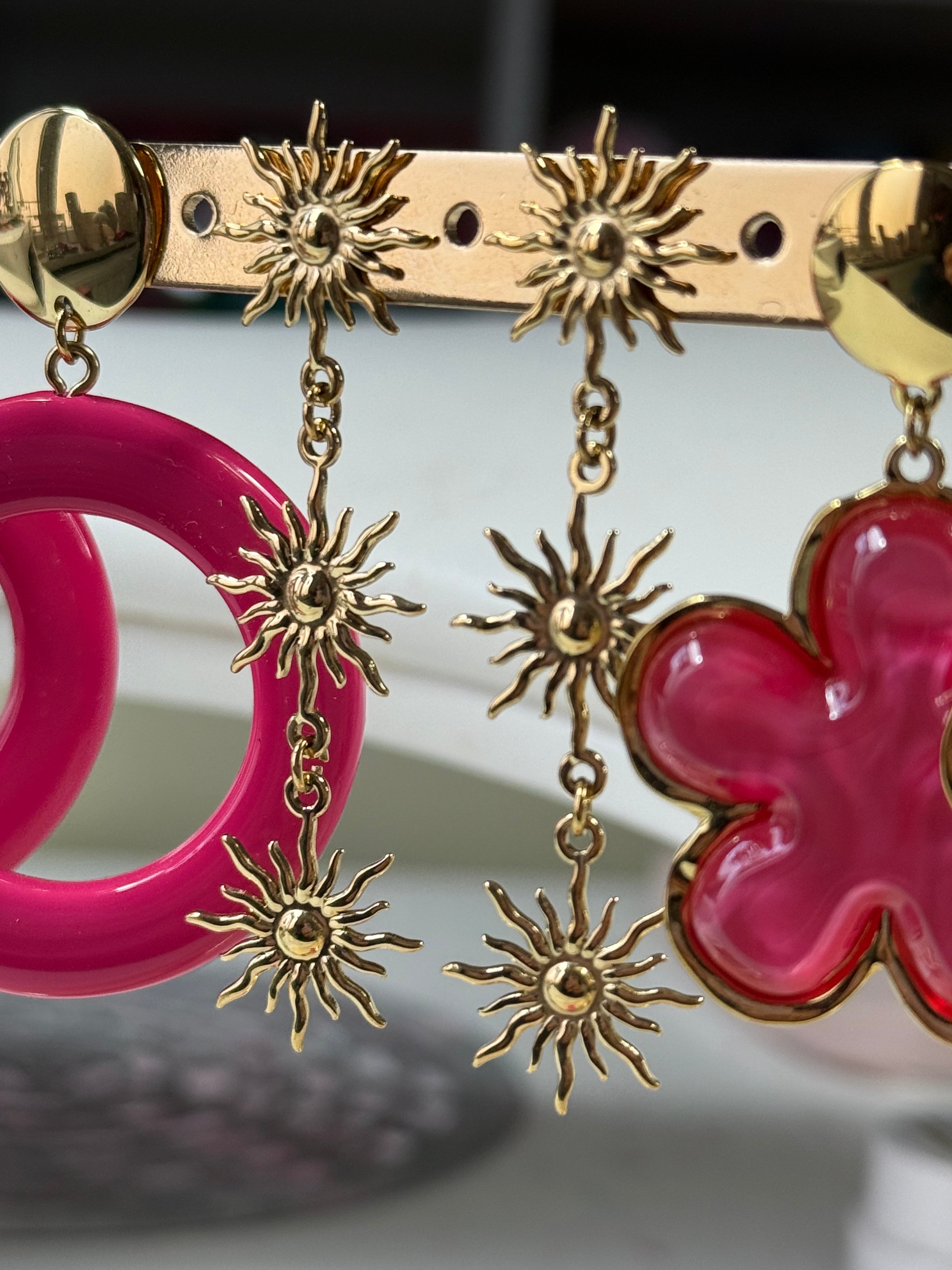 Boucle d’oreille rose et or en acier 🩷