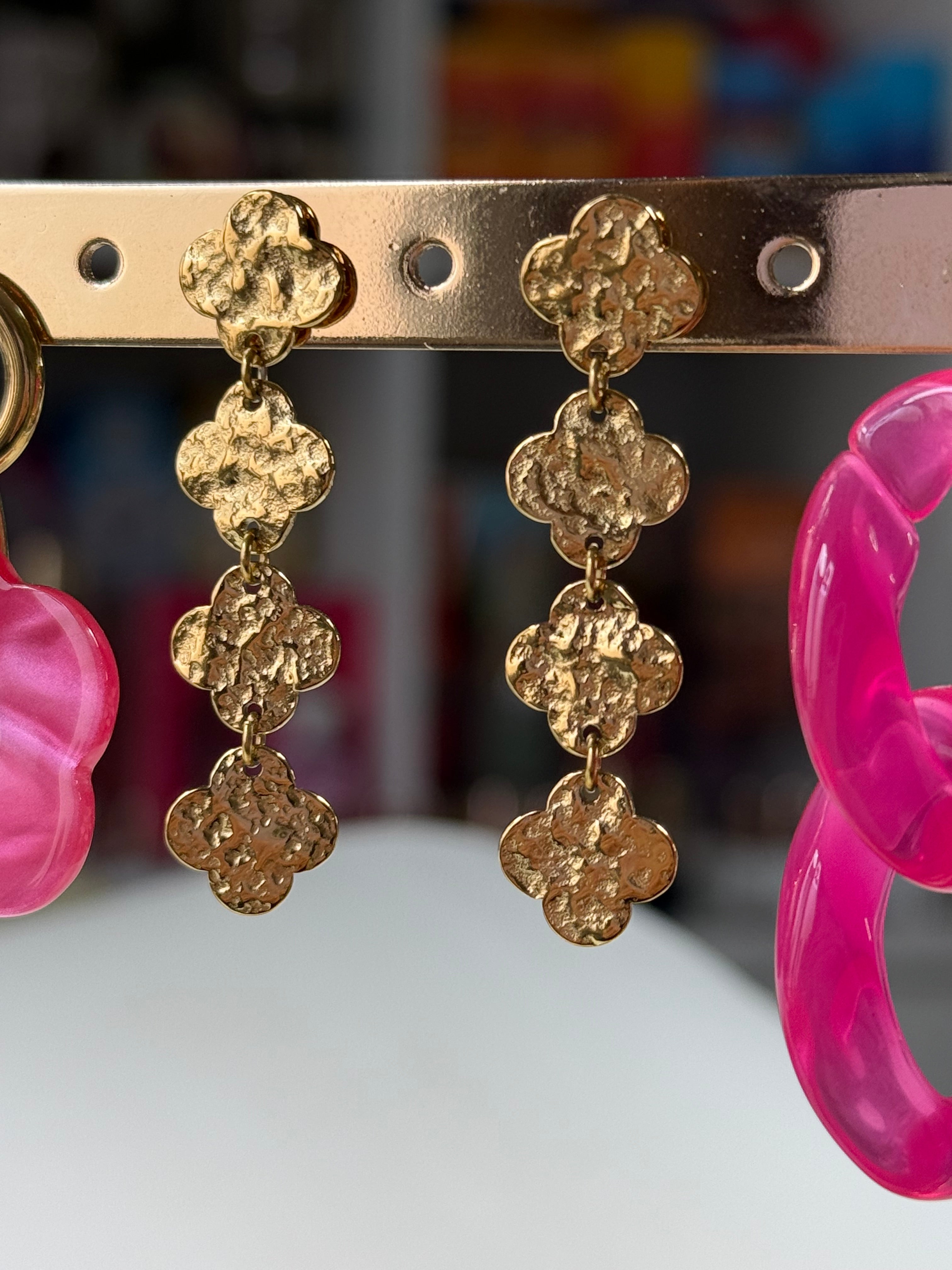 Boucle d’oreille rose et or en acier 🩷