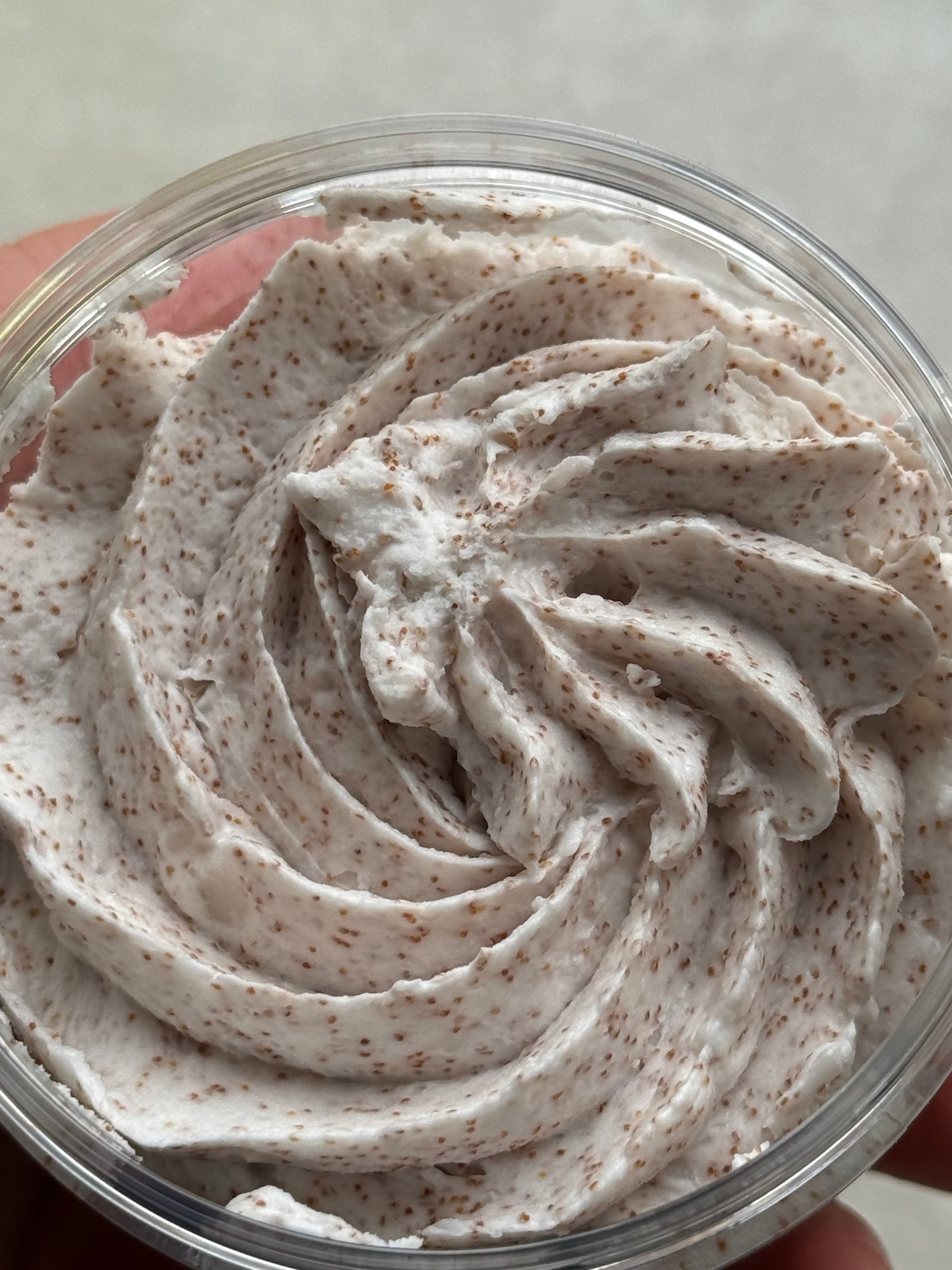 Chantilly de douche exfoliante - Musc blanc