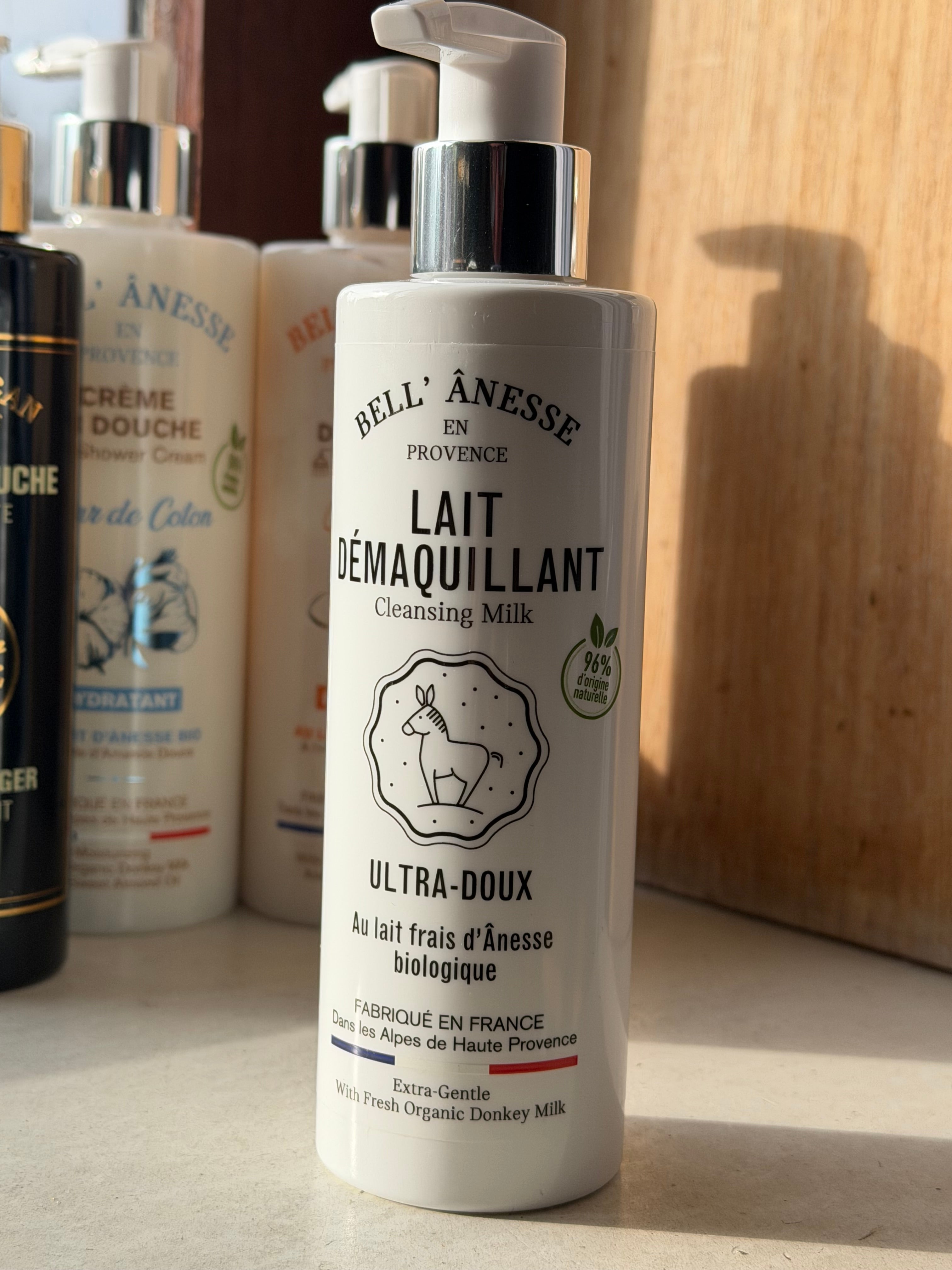 Lait démaquillant au lait d’ânesse