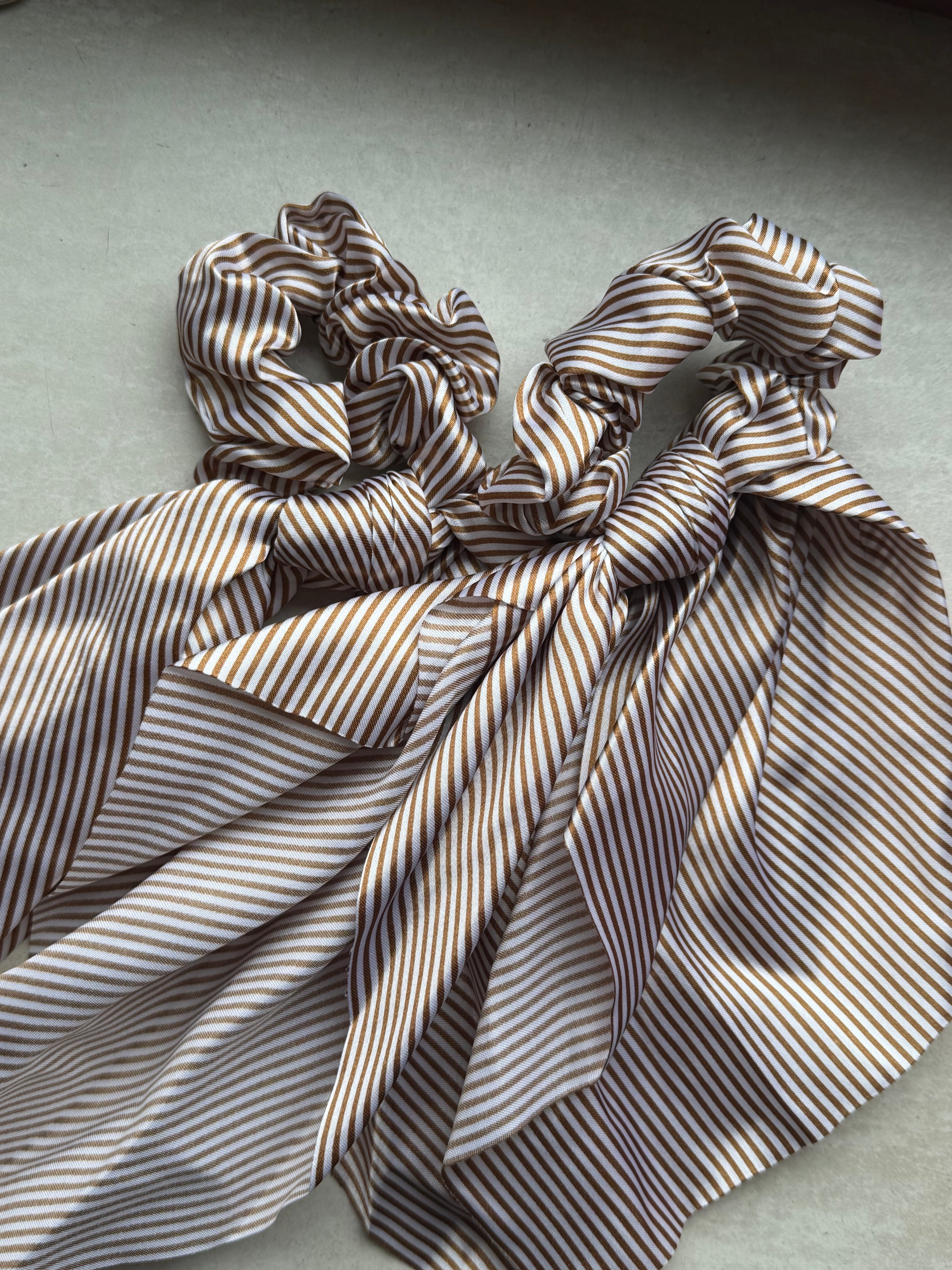 Chouchou avec foulard