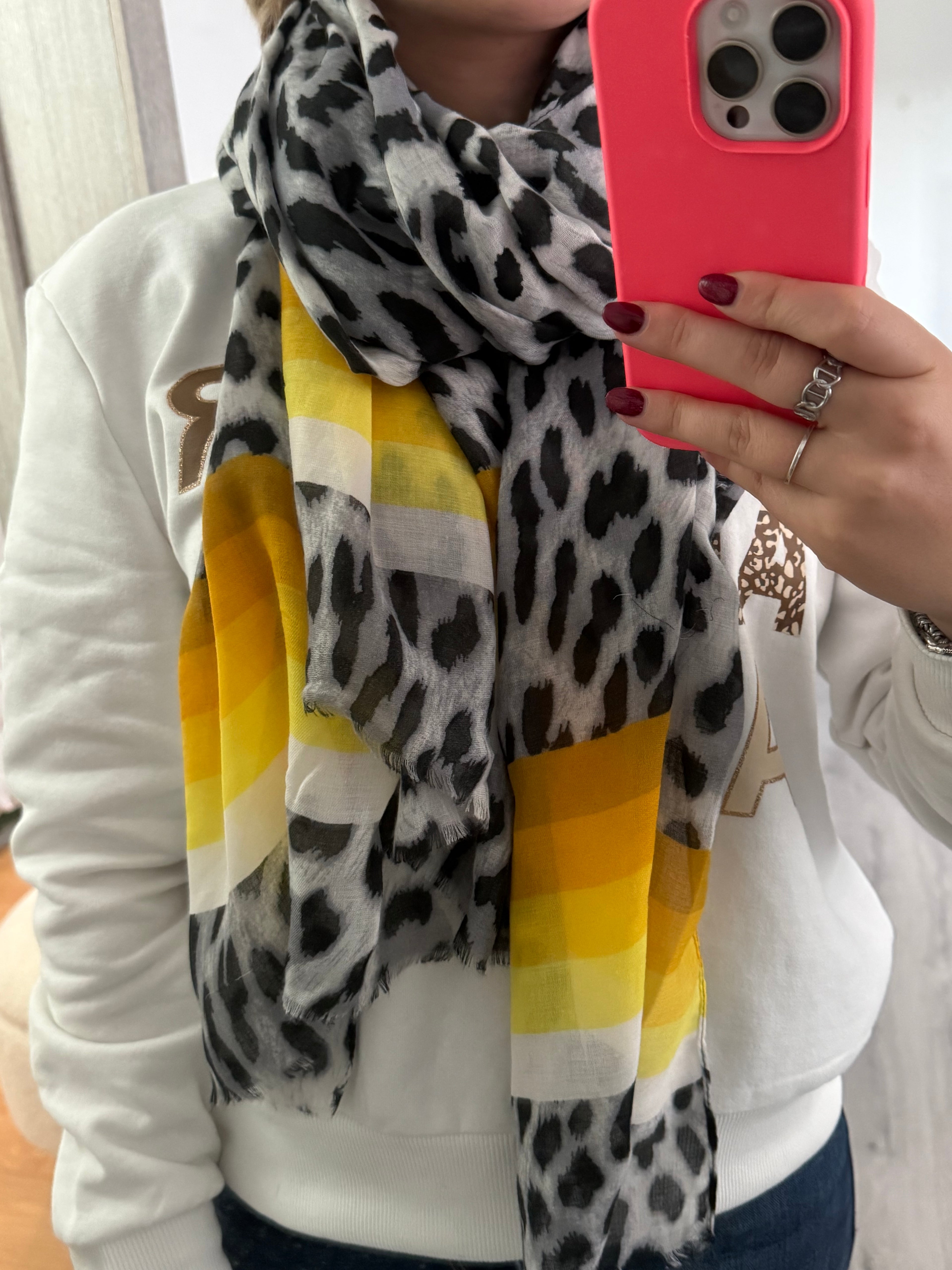 Foulard  léopards bleu ou jaune