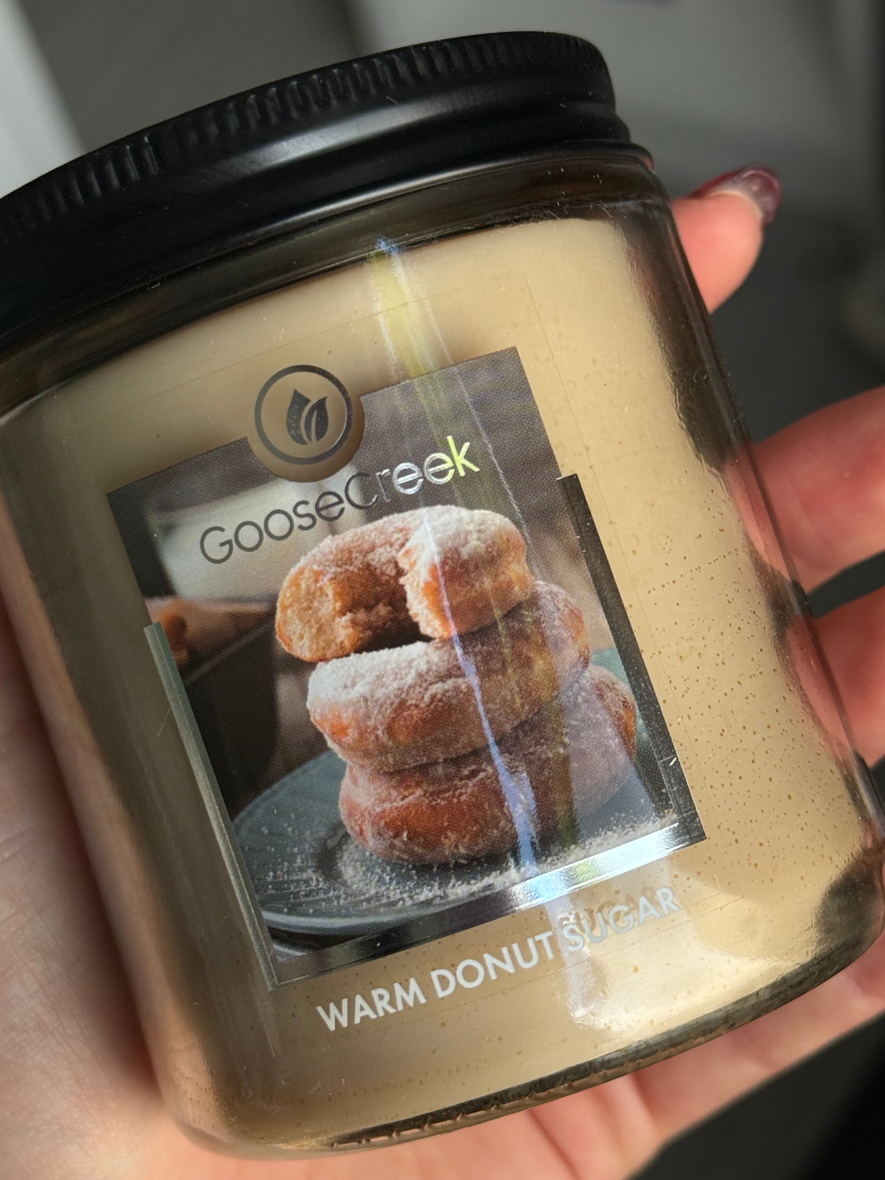 Warm Donut Sugar Soy Wax Goose Creek Candle® 198 Grams 45 Burning Hours
