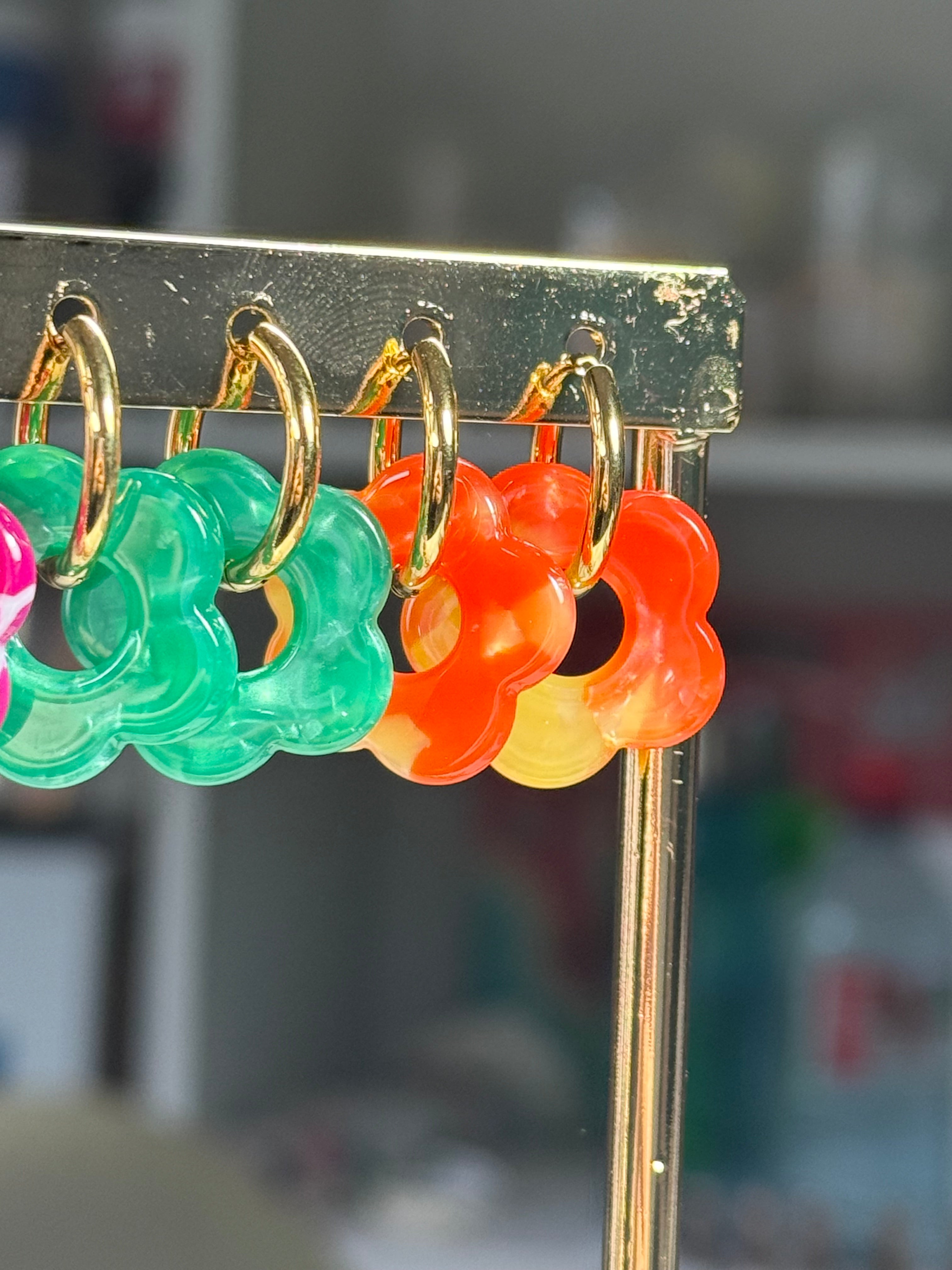 Boucle d'oreille avec pampille 0601