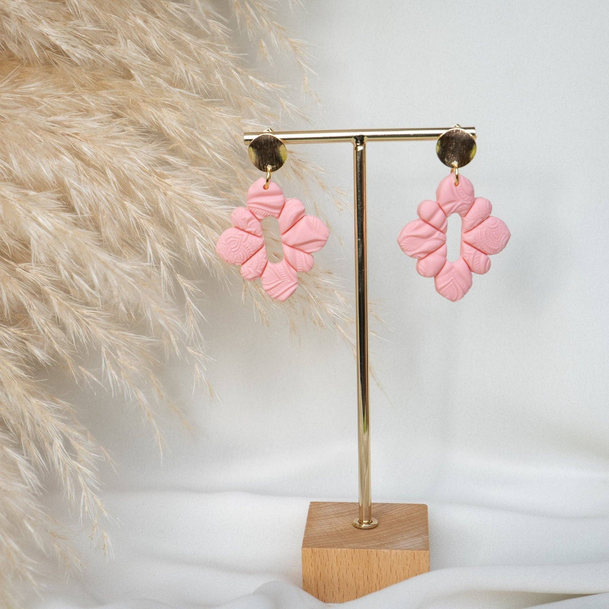 SOPHIA – Boucles d'oreilles en argile 3 couleurs dorées